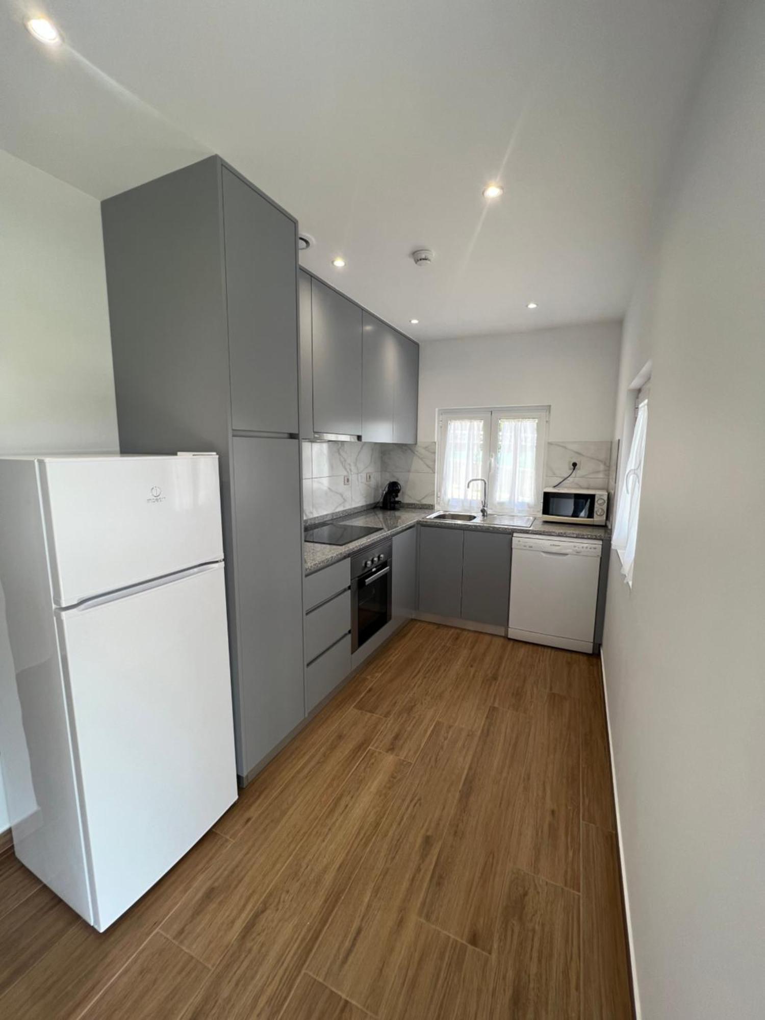 Funileiro, Apartamentos E Quartos Amares Kültér fotó
