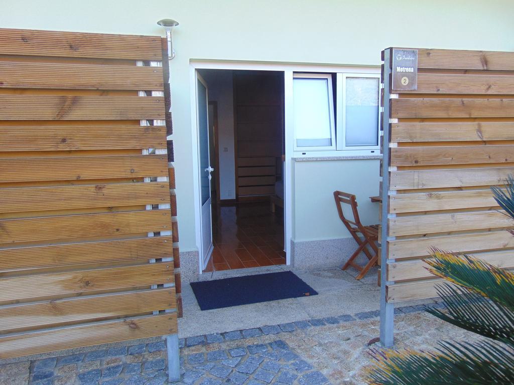 Funileiro, Apartamentos E Quartos Amares Kültér fotó